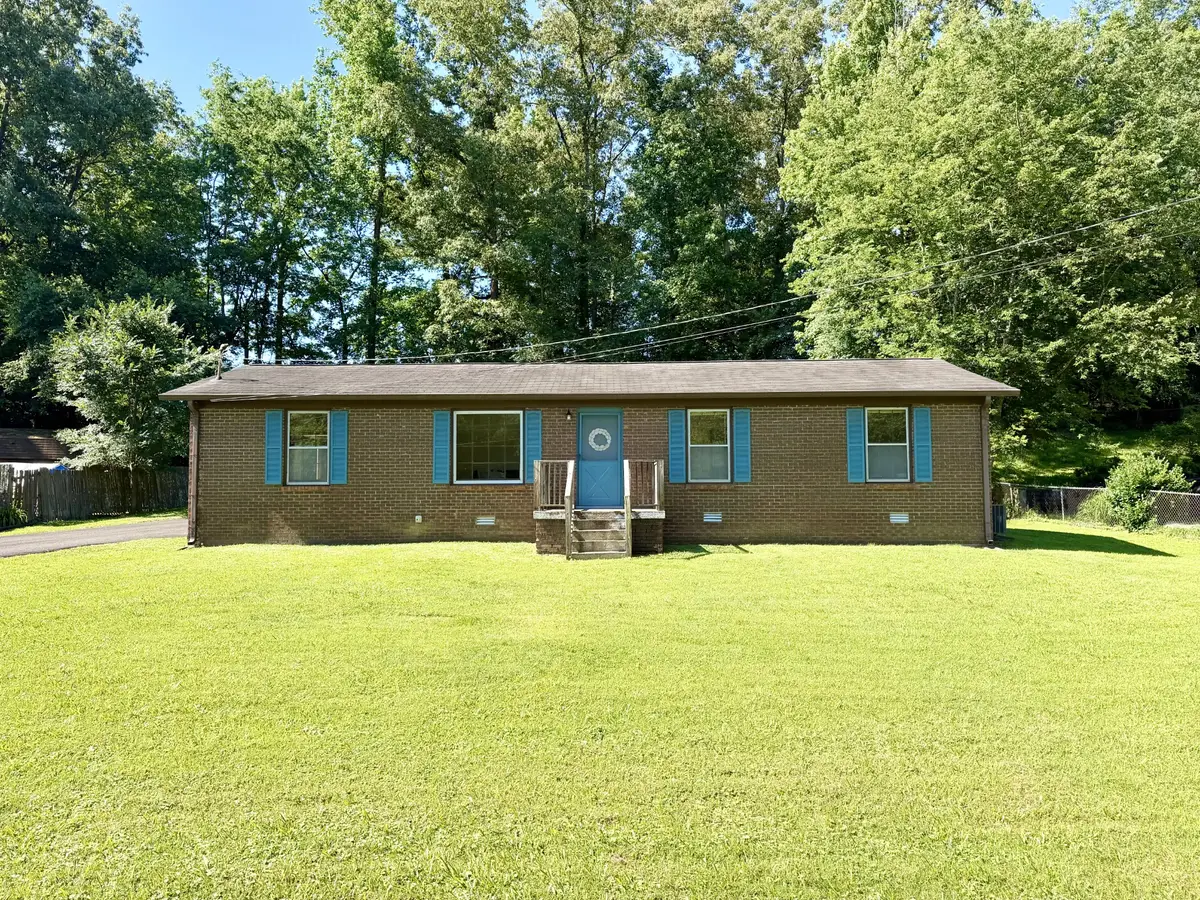 750 Cherokee Dr, New Johnsonville, TN 37134 - #1