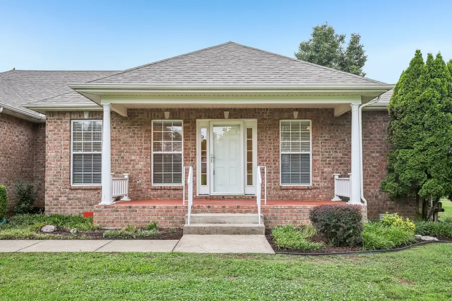 1009 Station Cir, Mount Juliet, TN 37122 - #2