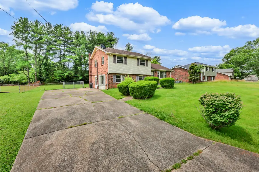 309 Dale Ter, Clarksville, TN 37042 - #2