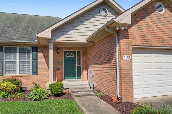 122 Deerfield Ln, Lafayette, TN 37083