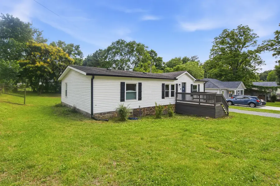 824 Pitt Ave, Springfield, TN 37172 - #2