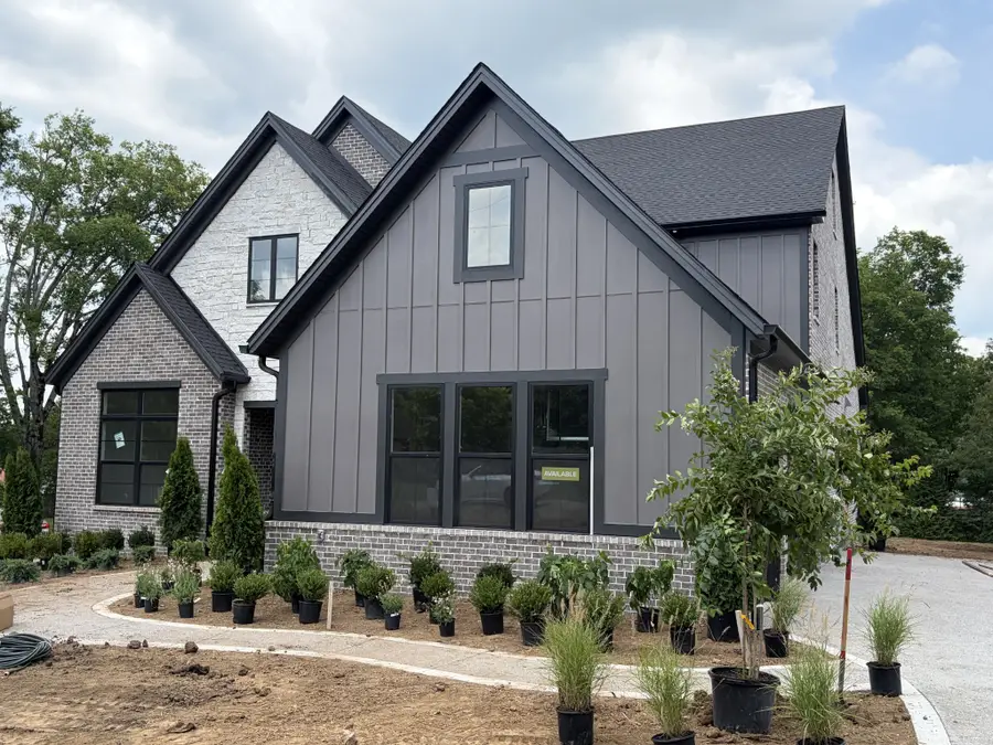 6616 Wilhugh Pl, Nashville, TN 37209 - #3