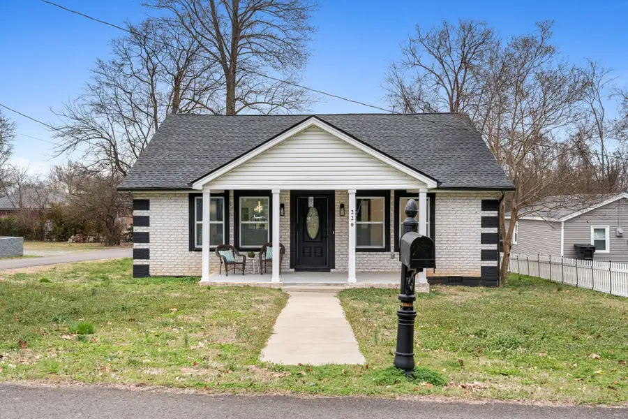 220 Chamberlain Dr, Murfreesboro, TN 37129 - #2