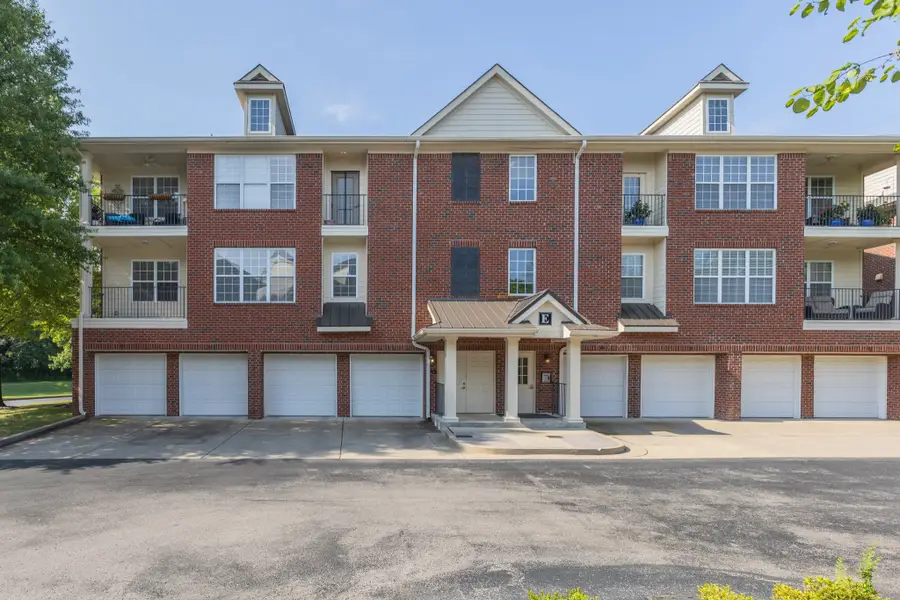 3201 Aspen Grove Dr #E5, Franklin, TN 37067 - #2