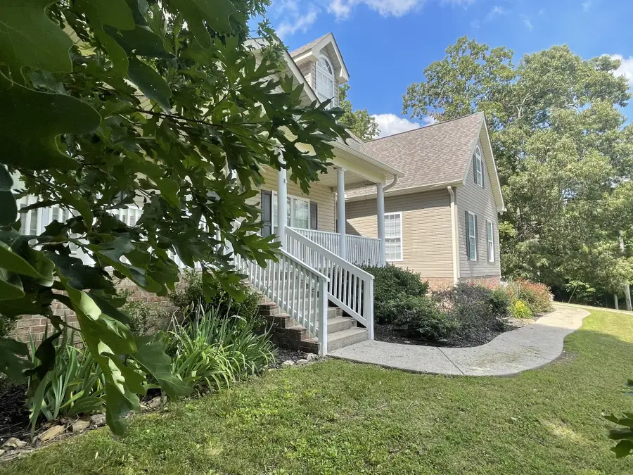 545 Red Fox Dr, Burns, TN 37029 - #3