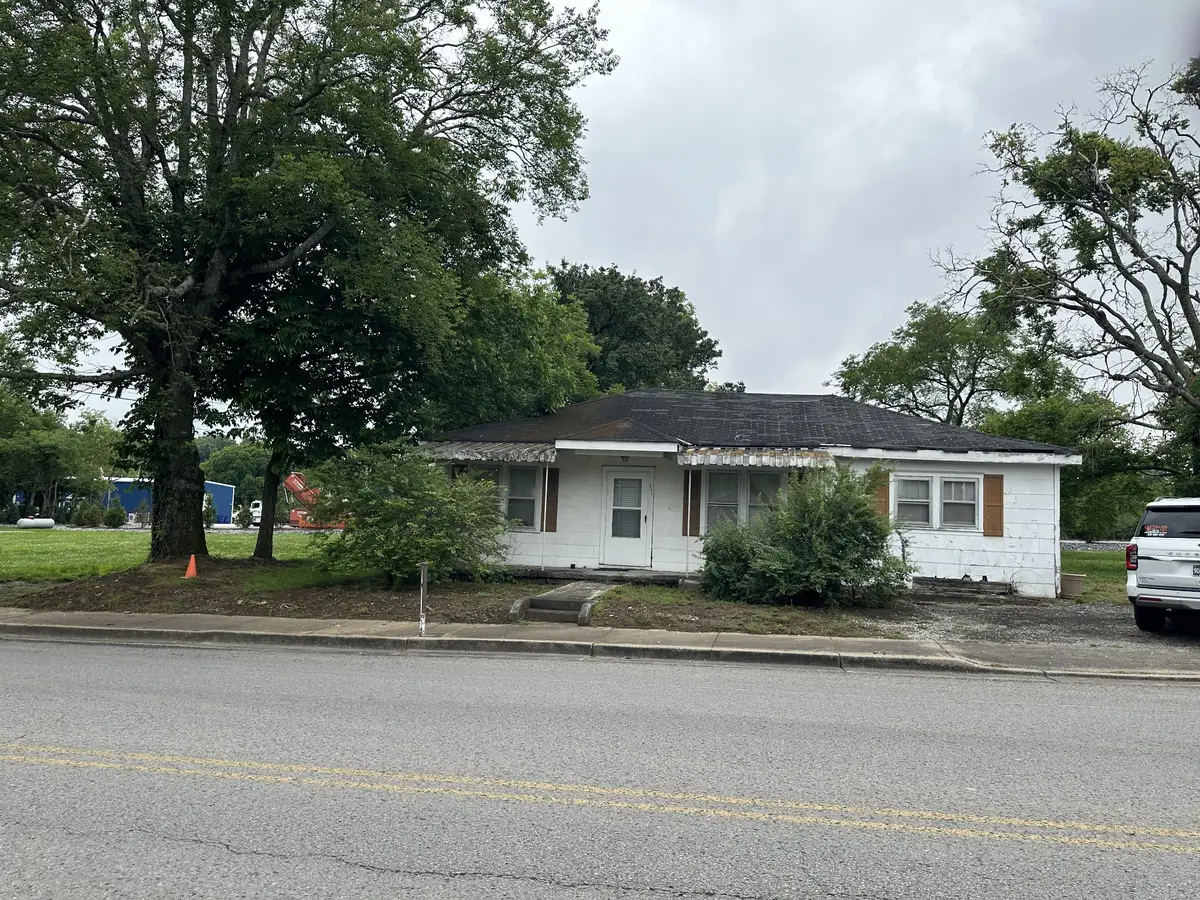 111 Bethany Ln, Shelbyville, TN 37160 - #1