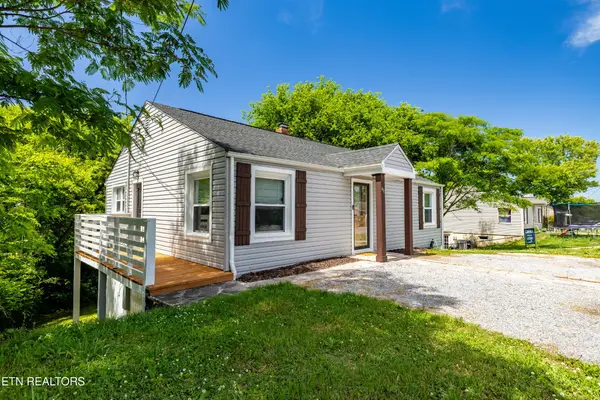 411 Landau Drive, Maryville, TN 37801