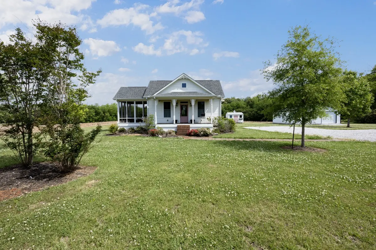 1687 Georgia Crossing Rd, Winchester, TN 37398 - #1