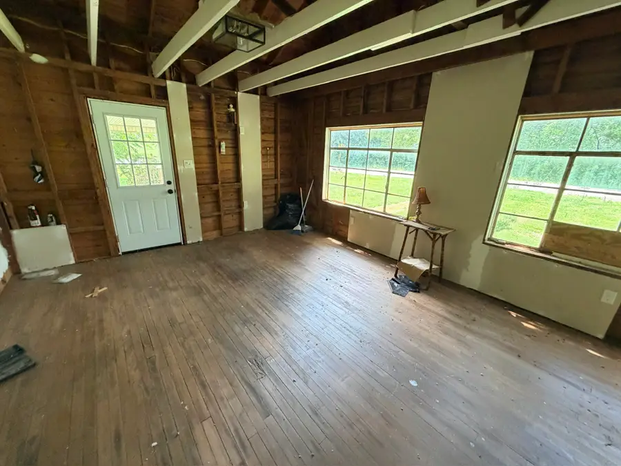 1717 Georgia Crossing Rd, Winchester, TN 37398 - #3