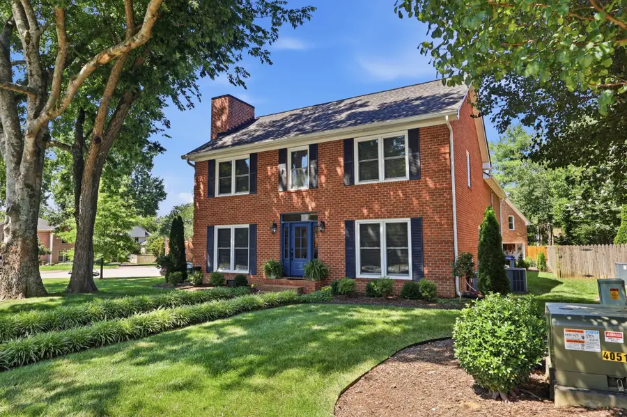 239 Scotsman Ln, Franklin, TN 37064 - #2