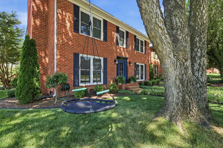 239 Scotsman Ln, Franklin, TN 37064 - #3