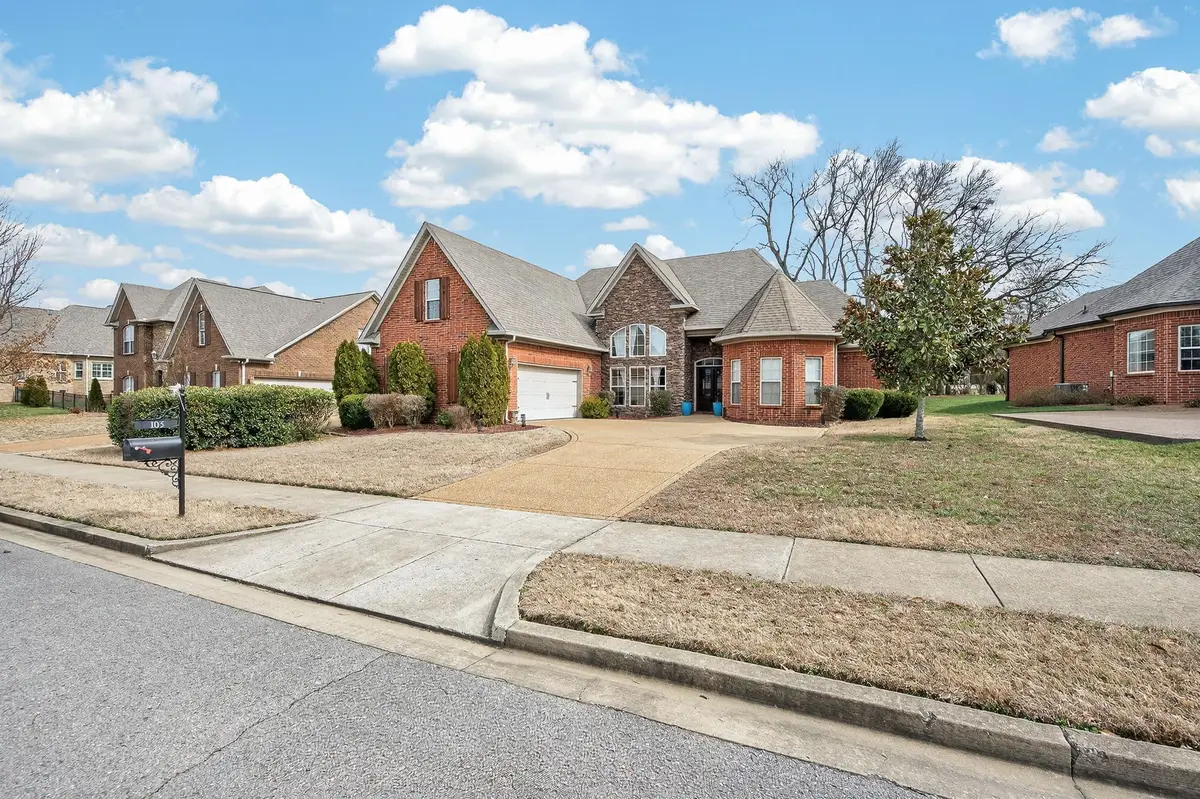 105 Sagamore Trce, Hendersonville, TN 37075 - #1