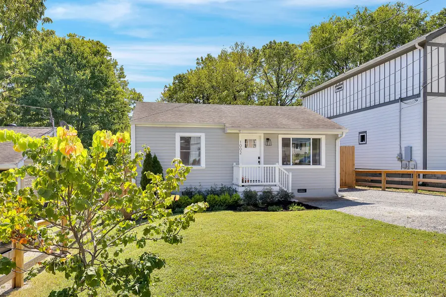 1002 Dew St, Nashville, TN 37206 - #3