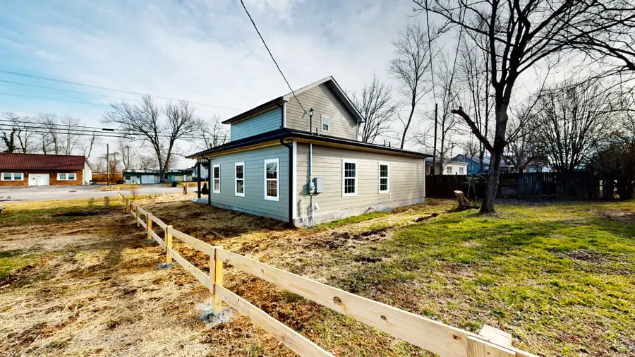613 Short Mt St, Smithville, TN 37166 - #3