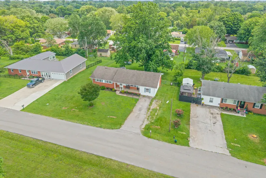 318 Blane Dr, Hopkinsville, KY 42240 - #3