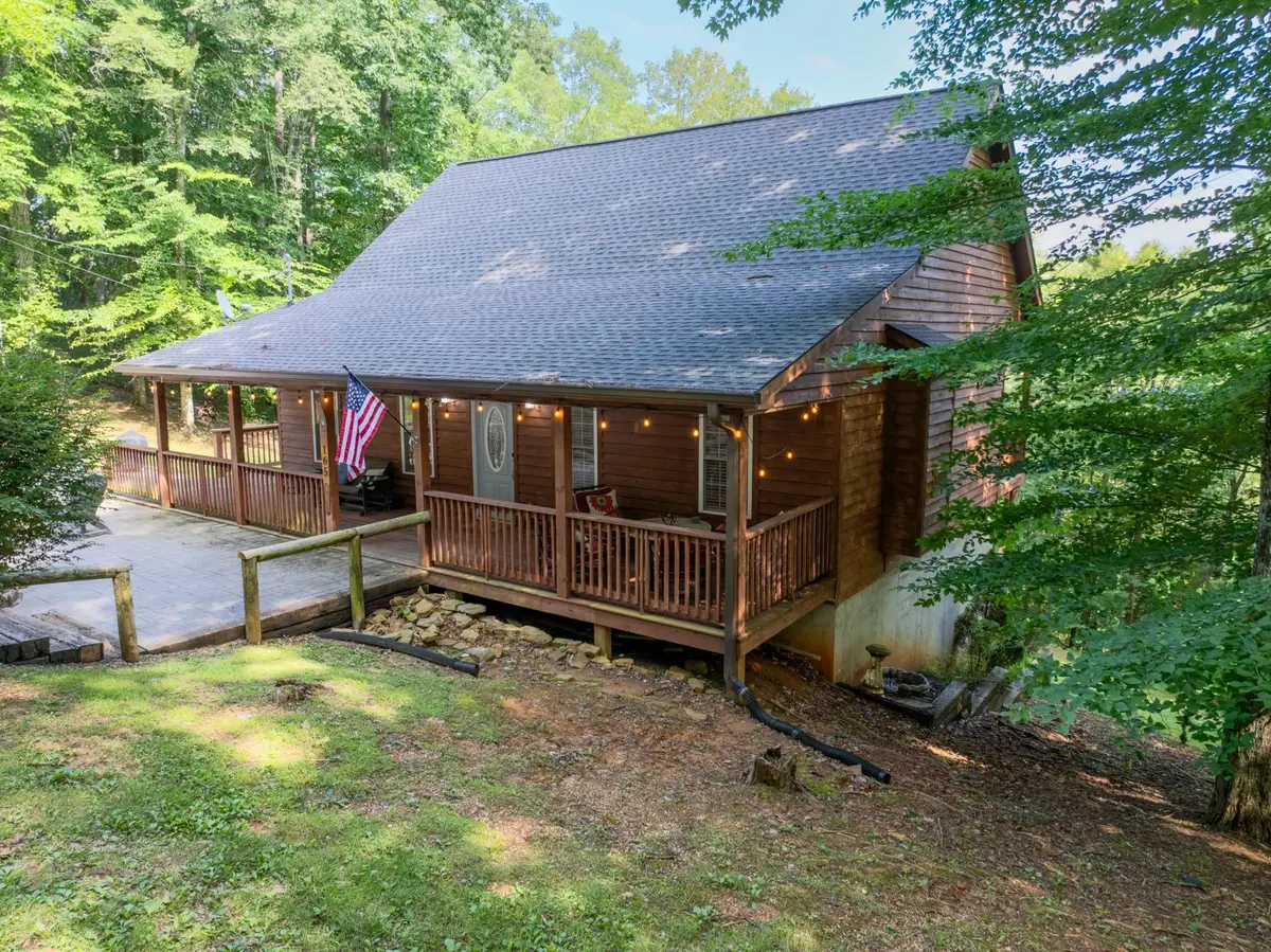 165 Kangaroo Ridge Rd, Byrdstown, TN 38549 - #1