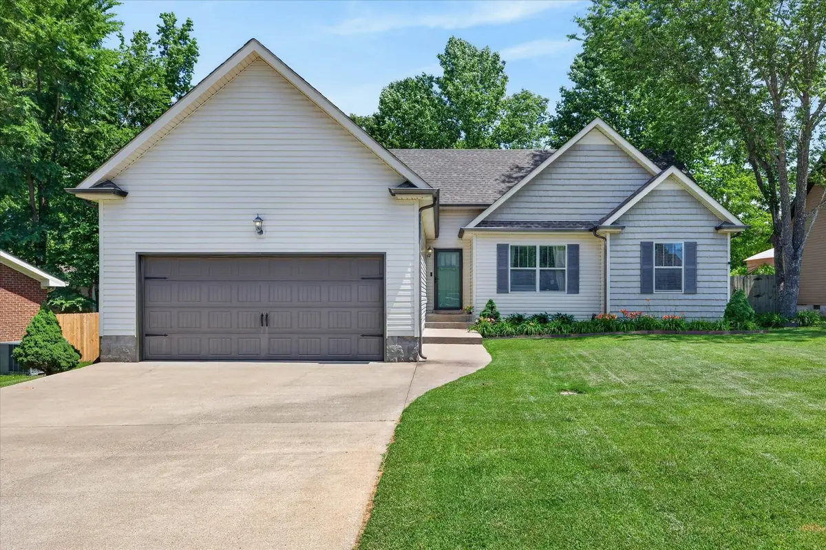 2852 Kettle Ct, Clarksville, TN 37043 - #1
