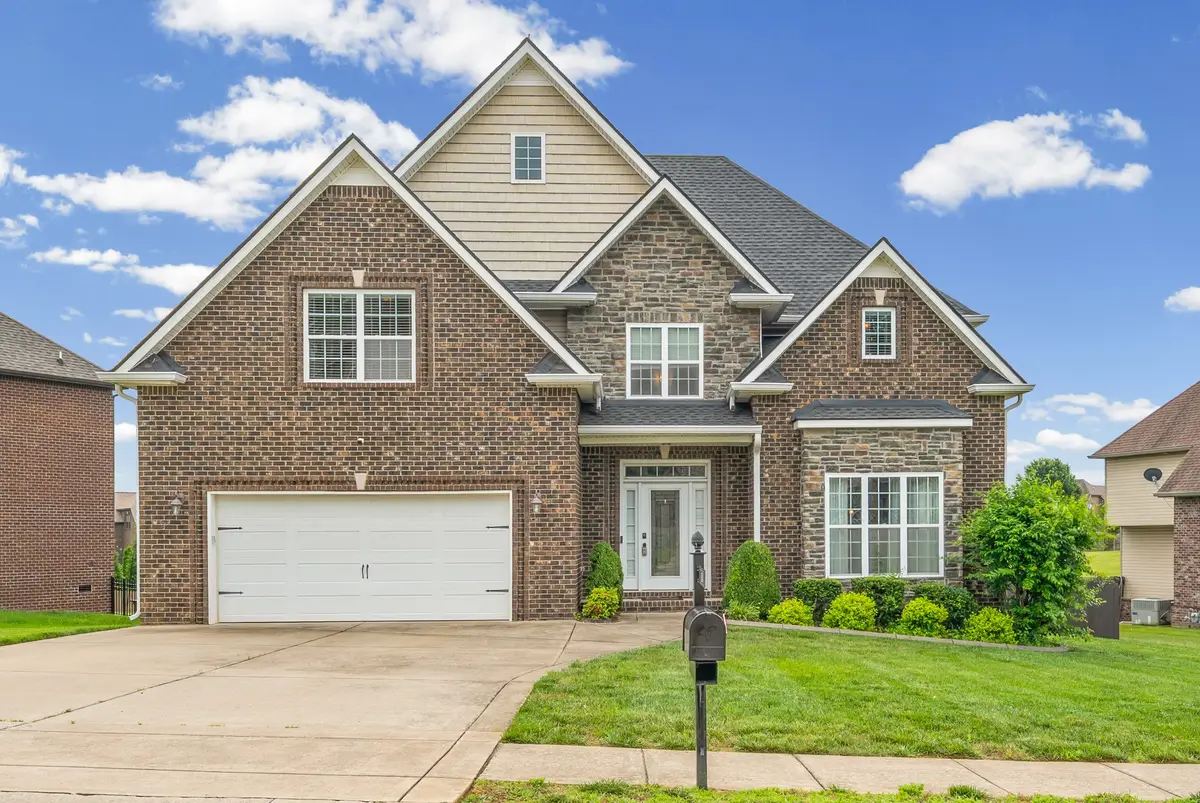 420 Clover Meadows Ct, Clarksville, TN 37043 - #1