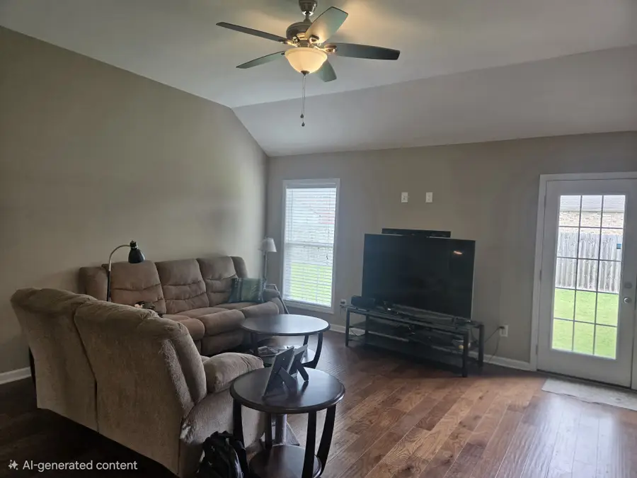 333 Shelby Cir, Shelbyville, TN 37160 - #3
