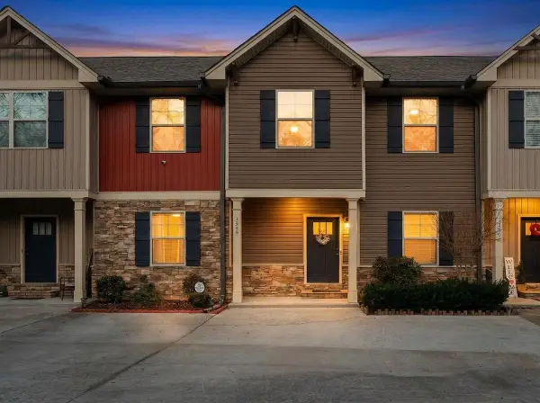 1348 Weeks Drive Ne, Cleveland, TN 37312