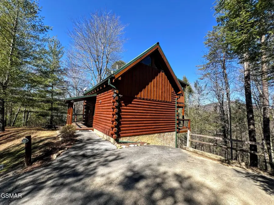 3035 Brothers Way, Sevierville, TN 37862 - #3