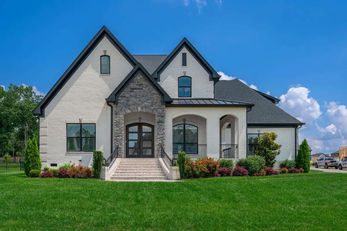 887 Harrisburg Ln, Mount Juliet, TN 37122 - #1