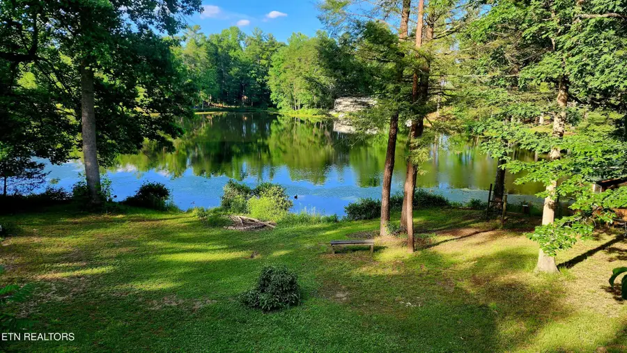 68 Boone Dock Rd, Jamestown, TN 38556 - #3