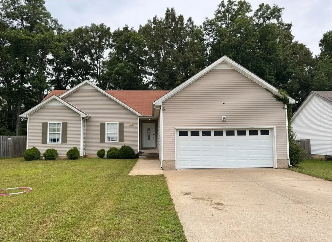 386 Andrew Dr, Clarksville, TN 37042 - #1