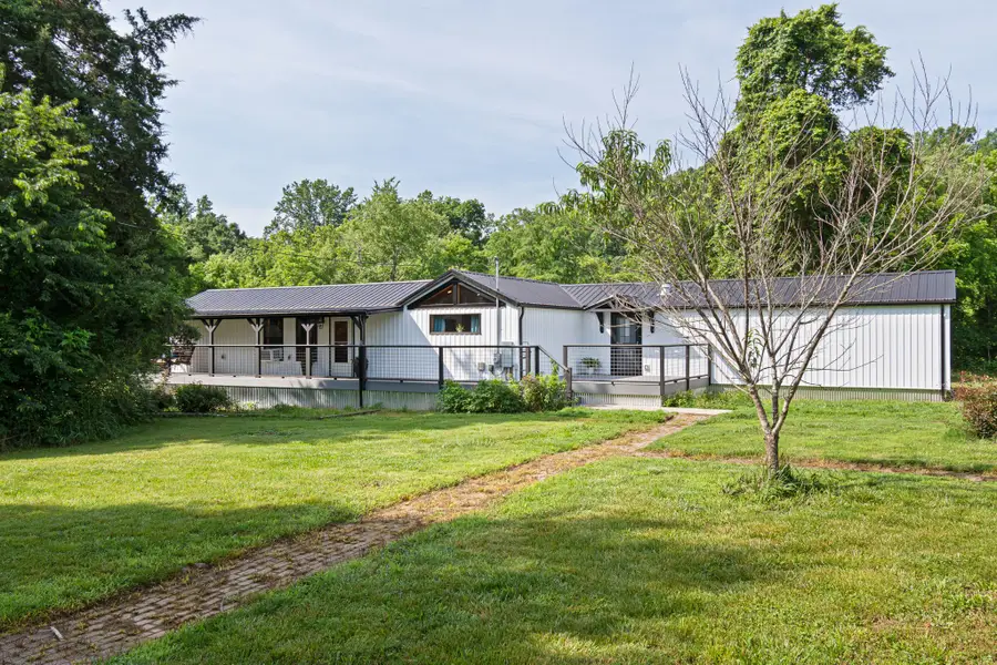 5490 Old Mill Creek Rd, Nunnelly, TN 37137 - #2