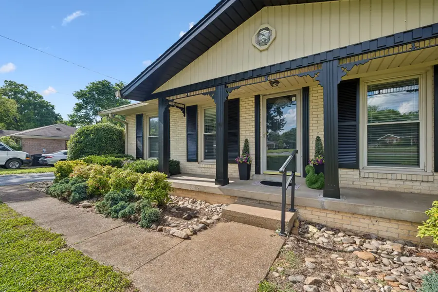 810 Northfield Blvd W, Murfreesboro, TN 37129 - #2