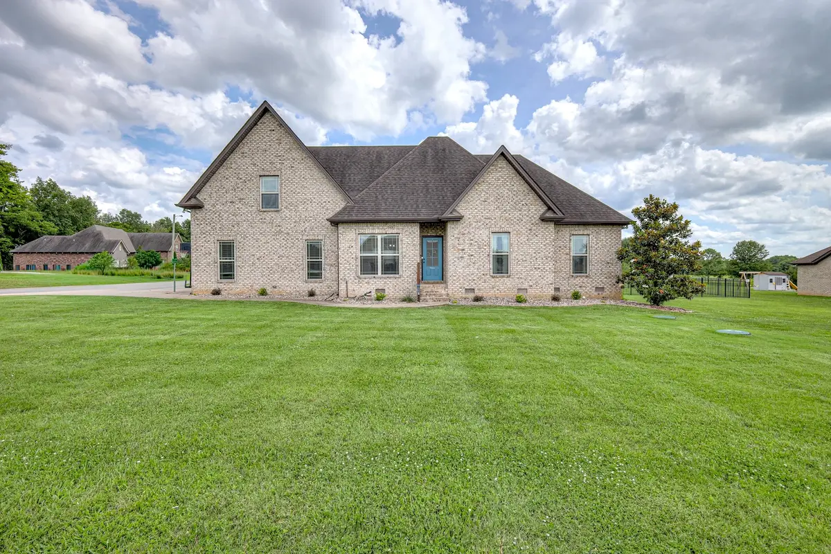 232 Waldron View Dr, Murfreesboro, TN 37130 - #1