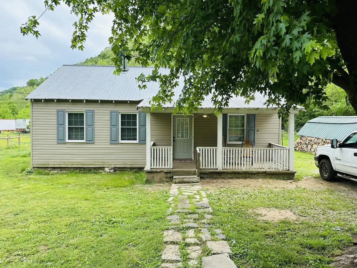 1611 Knob Creek Rd, Celina, TN 38551 - #1