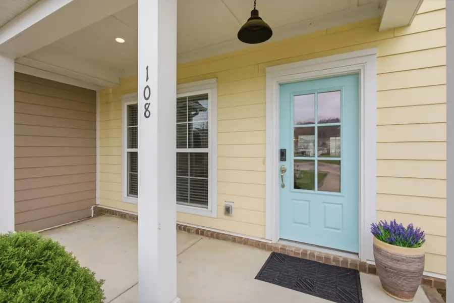 108 Mary Ann Cir, Spring Hill, TN 37174 - #2