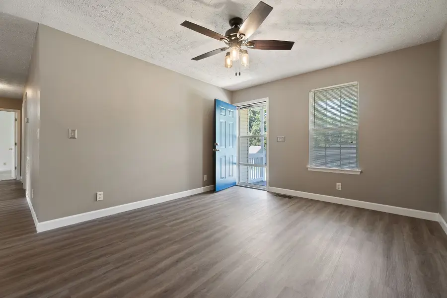 223 Willow Way, McMinnville, TN 37110 - #3