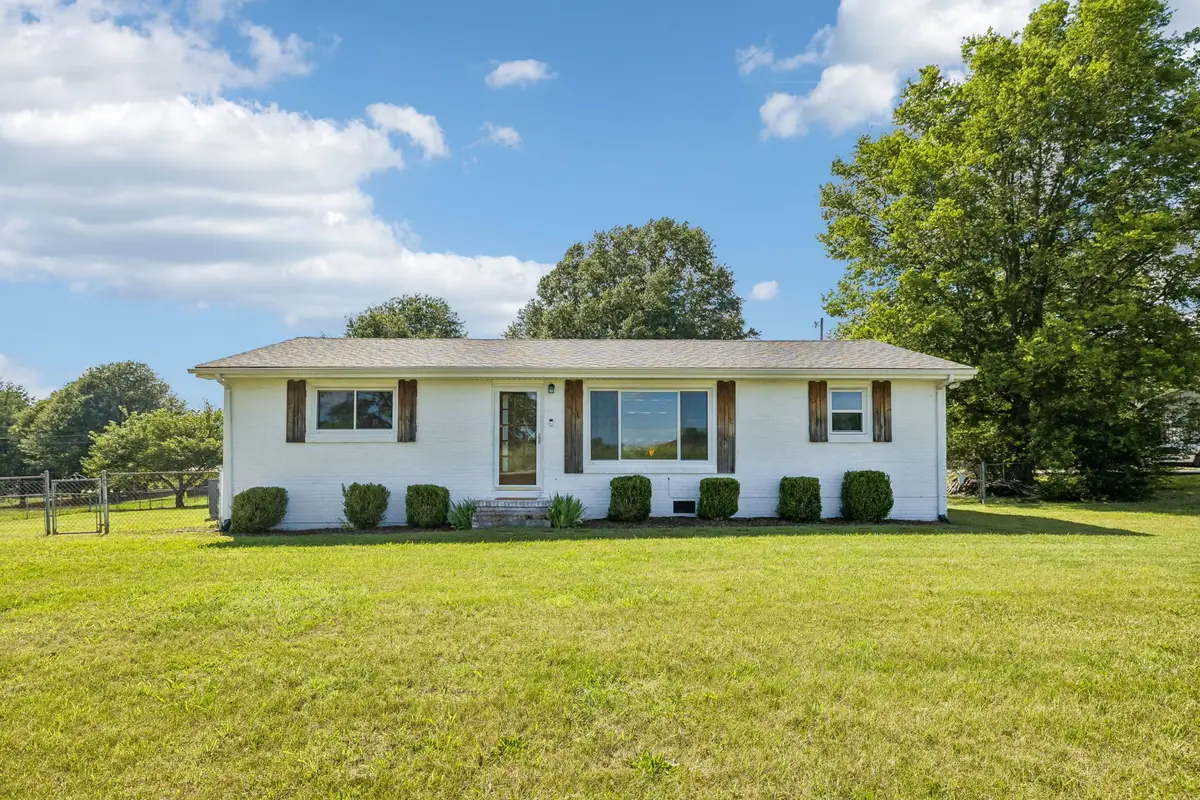 116 Ellis Dr, Pleasant View, TN 37146 - #1