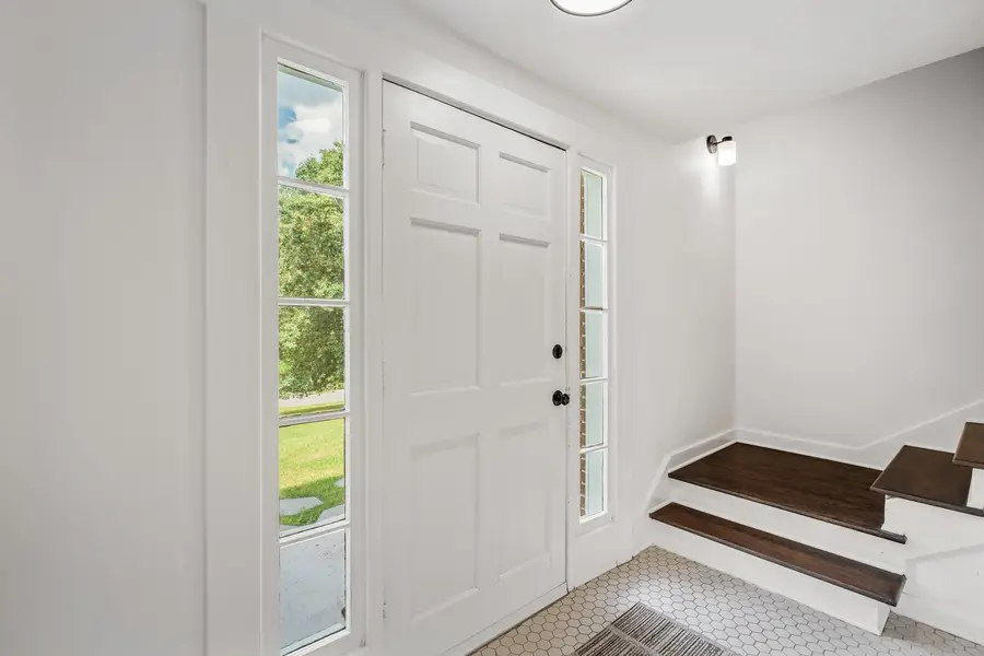 201 Bermuda Dr, Nashville, TN 37214 - #2