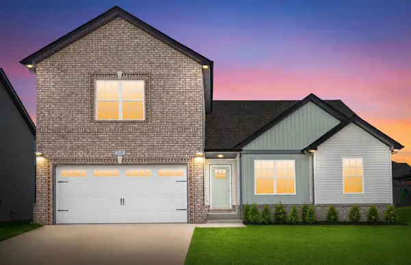 386 Dugger Dr, Clarksville, TN 37042