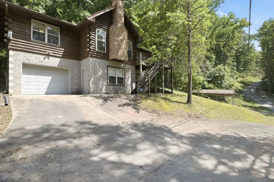680 Lakeside Dr, Smithville, TN 37166 - #2