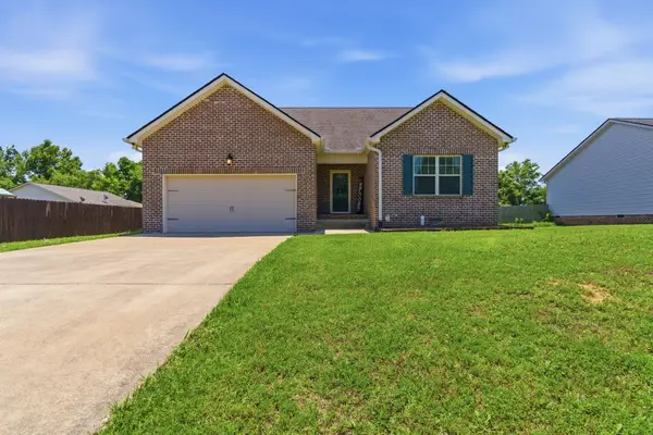 528 Twyla Dr, Lebanon, TN 37087