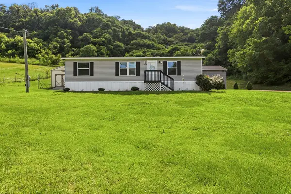 3204 Grizzly Rd, Culleoka, TN 38451