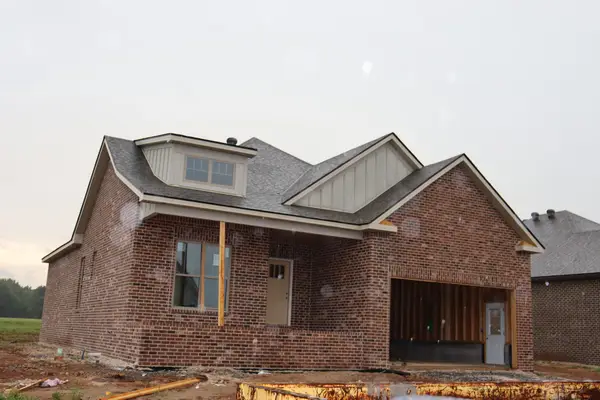 229 Harvest Moon Dr, Clarksville, TN 37043