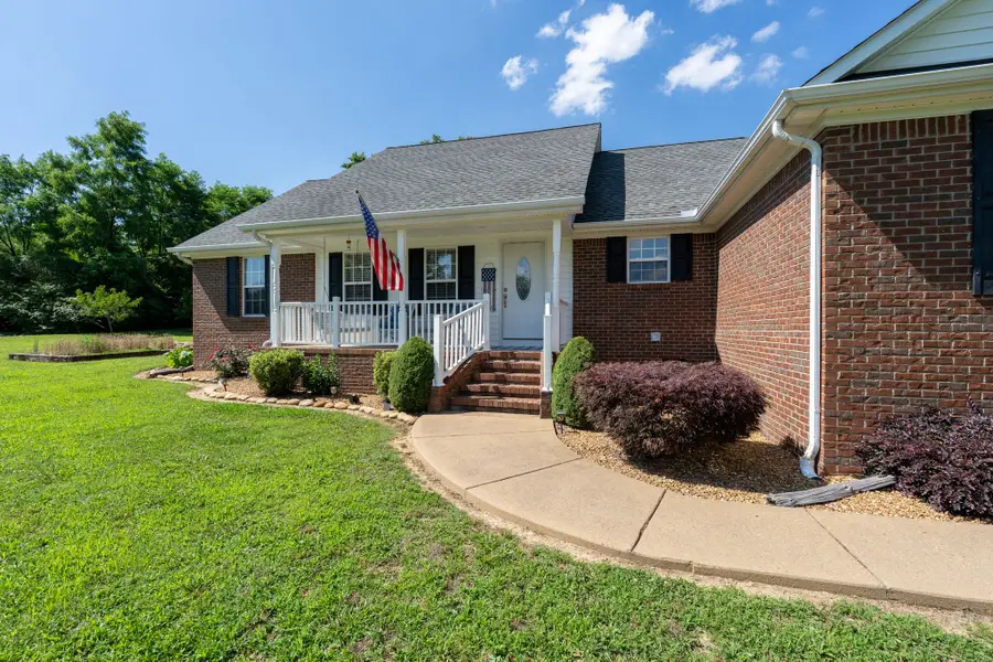 153 Center Point Dr, Summertown, TN 38483 - #3