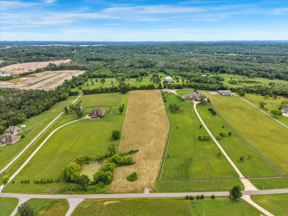 640 Callis Rd, Lebanon, TN 37090 - #1