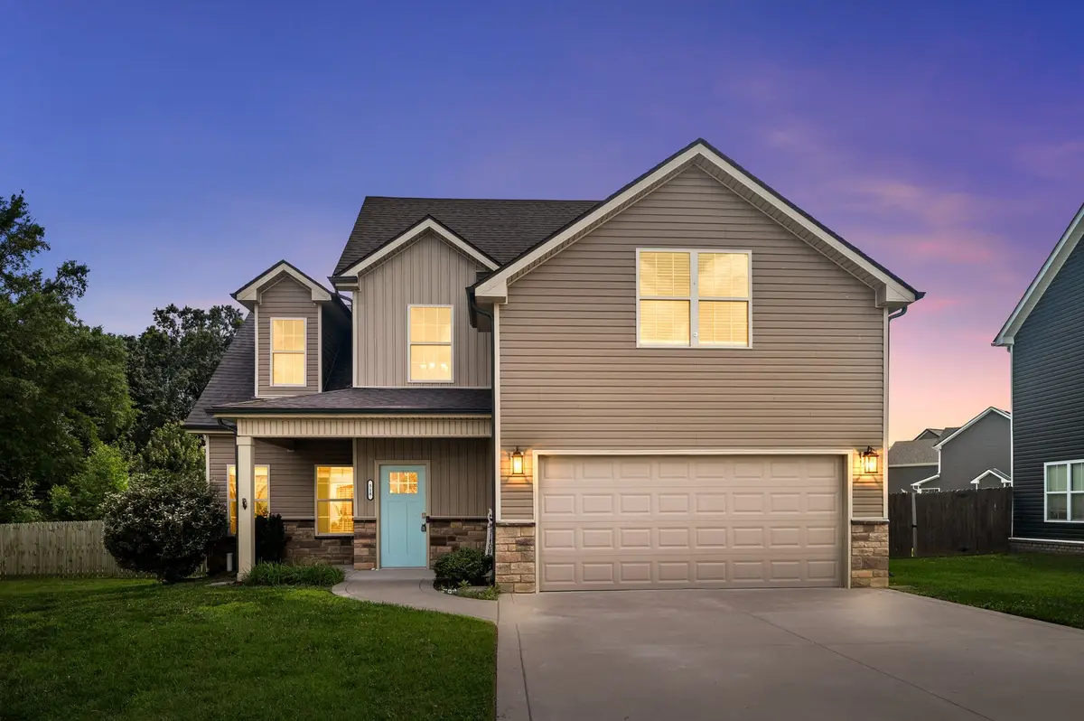 518 Latham Ct, Clarksville, TN 37043 - #1