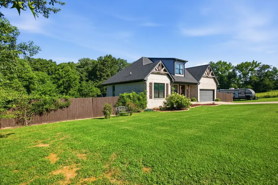 214 Mary Alice Dr, Leoma, TN 38468 - #2