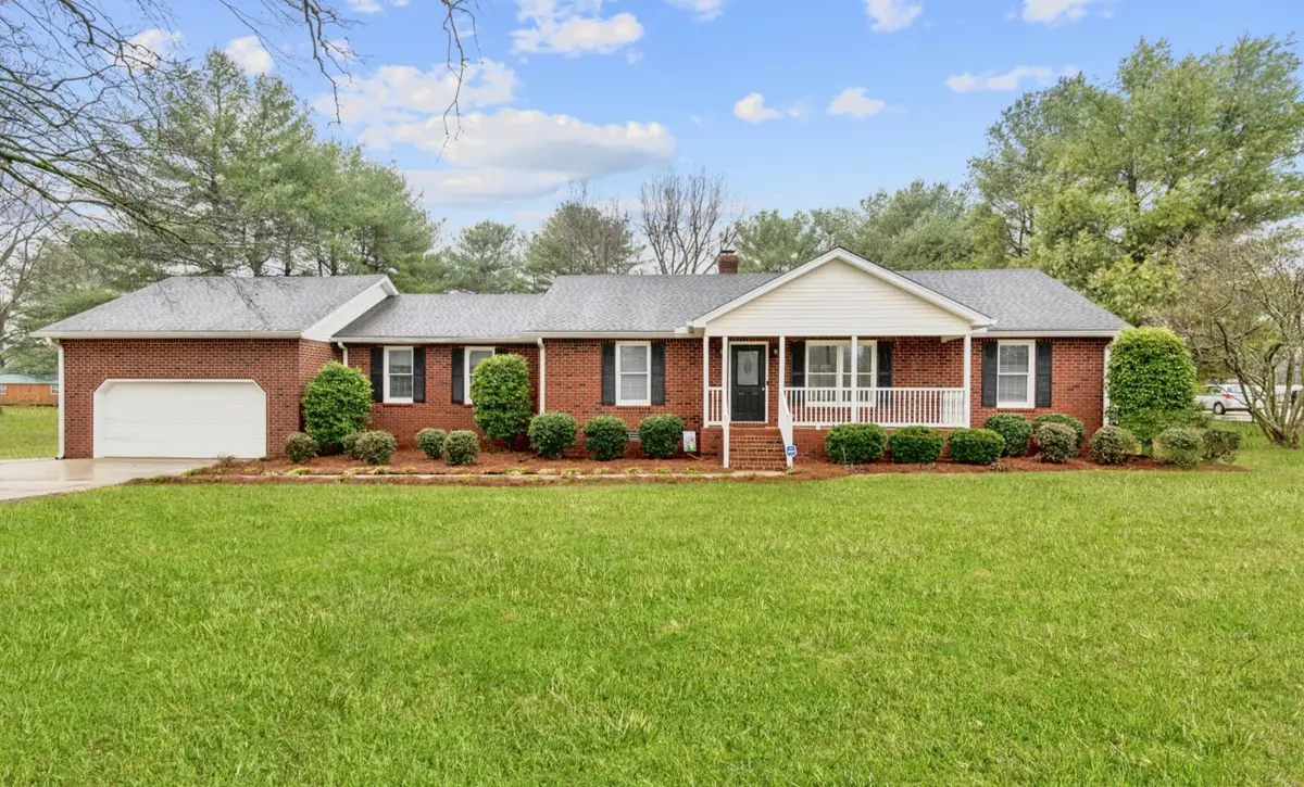 1964 Orchard Park Dr, Murfreesboro, TN 37128 - #1