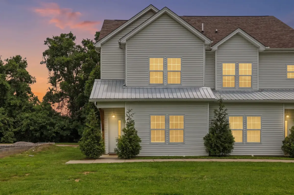 3625 Hydes Ferry Rd, Nashville, TN 37218 - #1