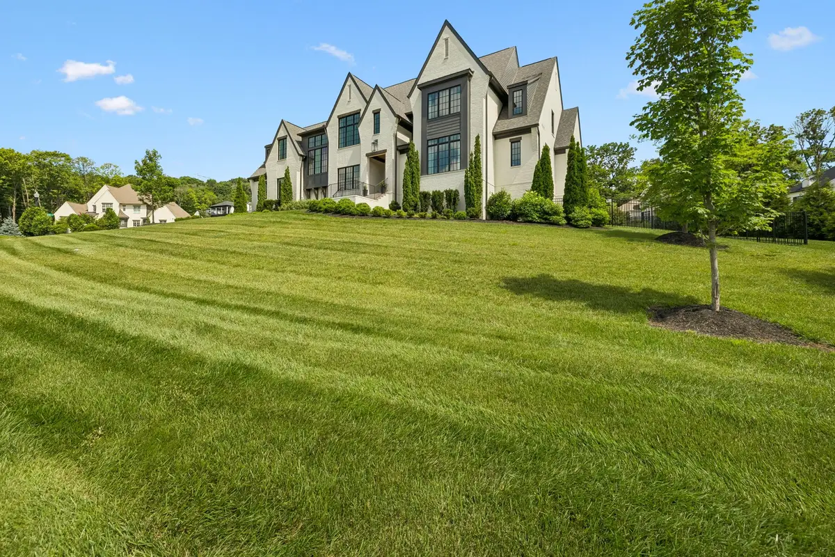 1598 Eastwood Dr, Brentwood, TN 37027 - #1