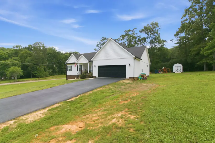 33 King Arthur Dr, Paris, TN 38242 - #2