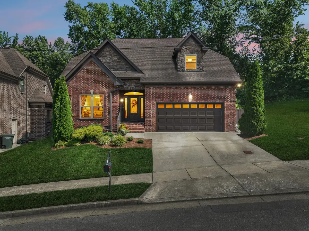 157 Tulip Grove Pt, Hermitage, TN 37076 - #1